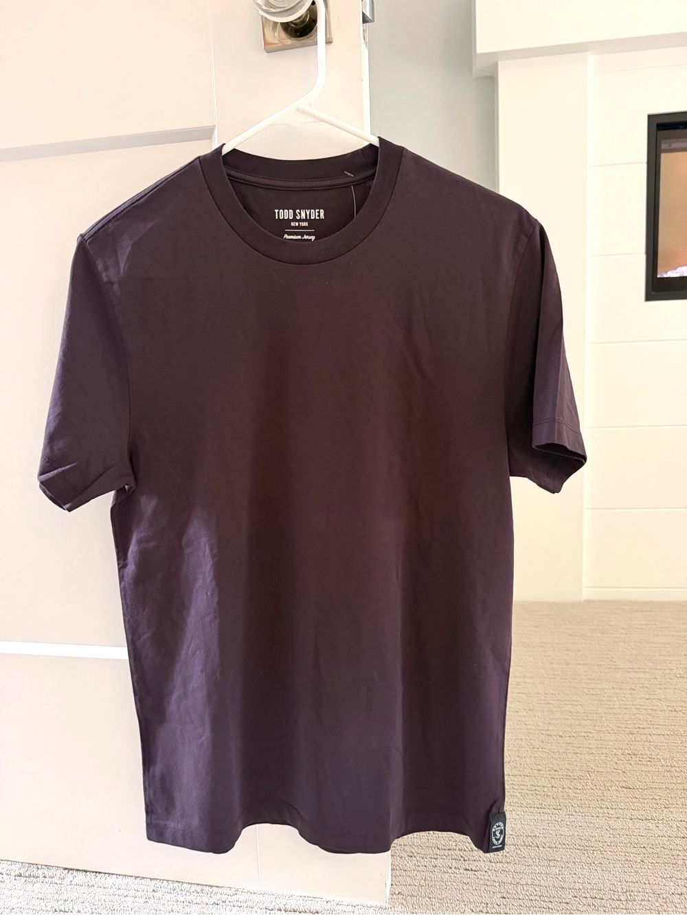 TODD SNYDER Awesome Deep Plum Short Sleeve Cotton T-Shirt Sz S NWT $88!!